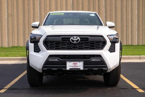 2025 Toyota Tacoma TRD Off Road