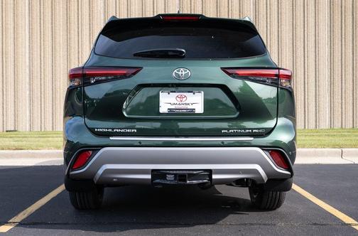 2025 Toyota Highlander Platinum