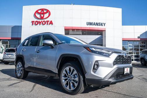 2025 Toyota RAV4 XLE Premium