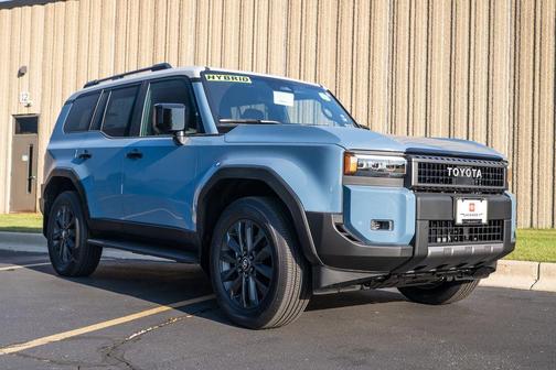 2025 Toyota Land Cruiser Base
