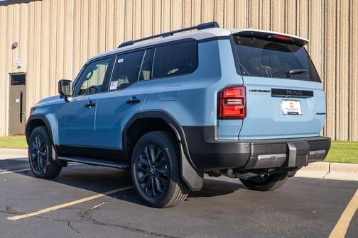 2025 Toyota Land Cruiser Base