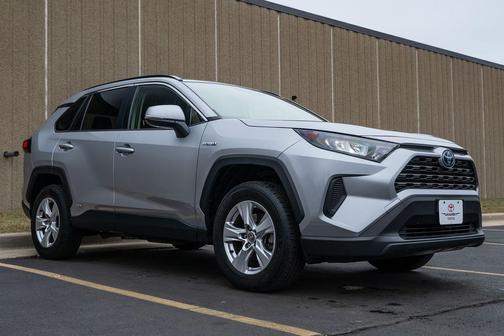 2020 Toyota RAV4 Hybrid LE