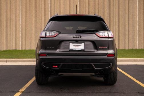 2020 Jeep Cherokee Trailhawk