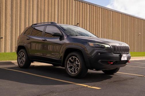 2020 Jeep Cherokee Trailhawk