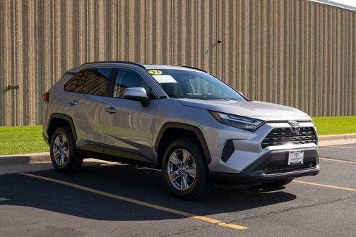 2023 Toyota RAV4 XLE