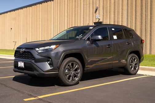2025 Toyota RAV4 Hybrid XLE Premium