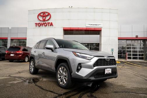 2025 Toyota RAV4 XLE Premium
