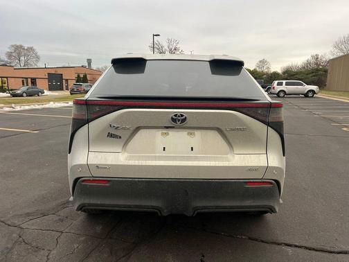 2024 Toyota bZ4X Limited