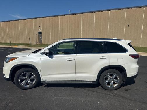 2015 Toyota Highlander Limited Platinum