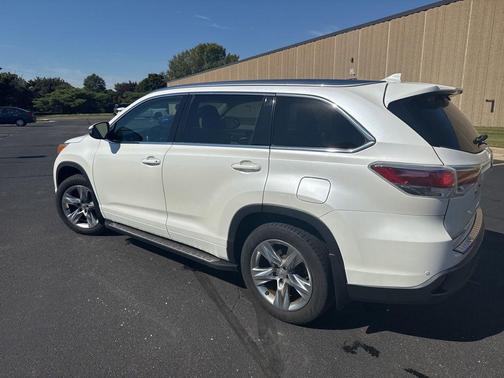 2015 Toyota Highlander Limited Platinum