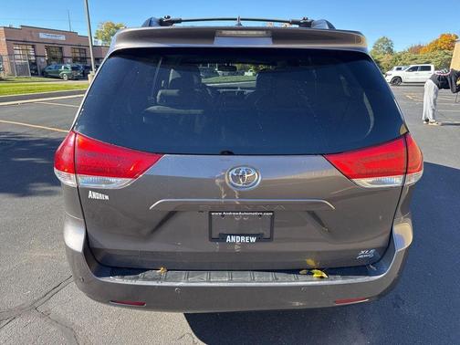 2011 Toyota Sienna 