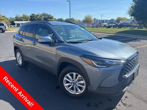 2022 Toyota Corolla Cross LE