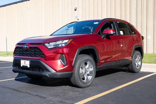 2025 Toyota RAV4 Hybrid XLE