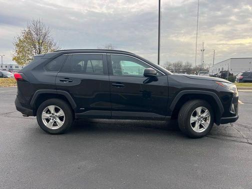 2024 Toyota RAV4 Hybrid LE