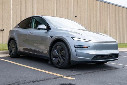 2026 Tesla Model Y Long Range