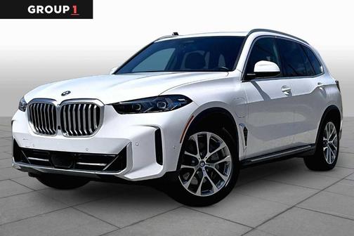 Alpine White 2025 BMW X5 PHEV xDrive50e