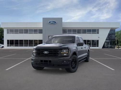 Agate Black Metallic 2026 Ford F-150 XLT