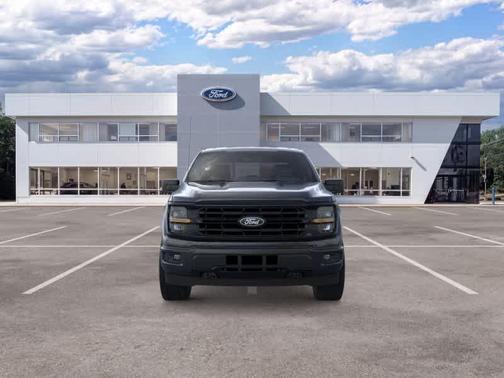 Agate Black Metallic 2026 Ford F-150 XLT