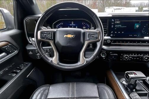 Dark Ash Metallic 2023 Chevrolet Silverado 1500 High Country