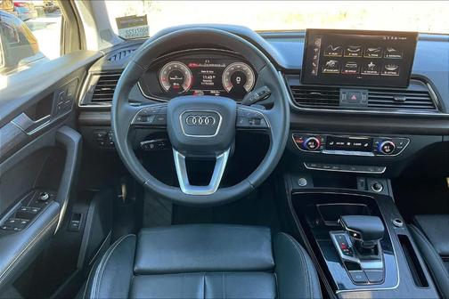 2024 Audi Q5 45 S line quattro Premium