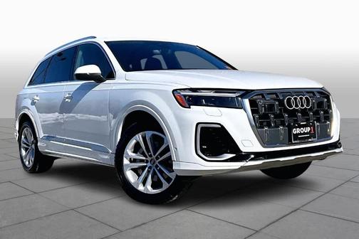 2025 Audi Q7 55 Premium Plus