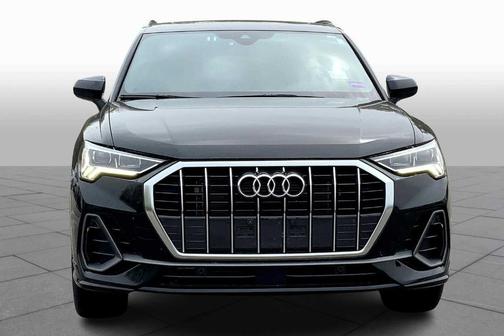 2023 Audi Q3 45 S line Premium