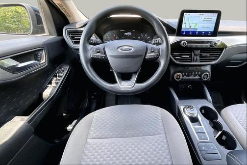 Agate Black Metallic 2020 Ford Escape SE