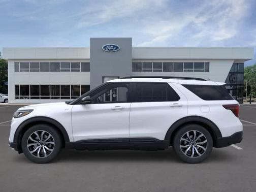 White 2026 Ford Explorer ST-Line