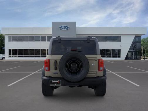 Desert Sand 2026 Ford Bronco Big Bend