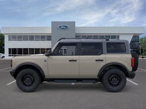 Desert Sand 2026 Ford Bronco Big Bend