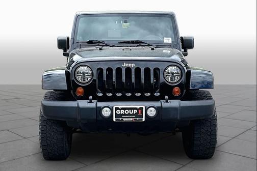 Black Clearcoat 2012 Jeep Wrangler Sahara