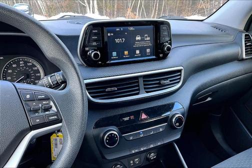 2019 Hyundai TUCSON SE