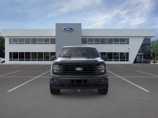Agate Black Metallic 2026 Ford F-150 XLT