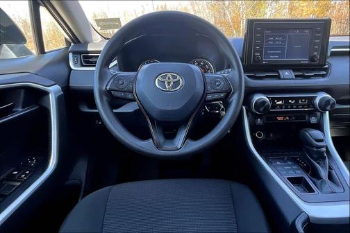 Silver Sky Metallic 2020 Toyota RAV4 LE