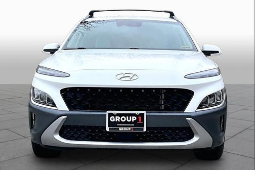 Lunar White 2022 Hyundai KONA Limited
