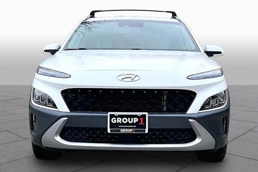 Lunar White 2022 Hyundai KONA Limited