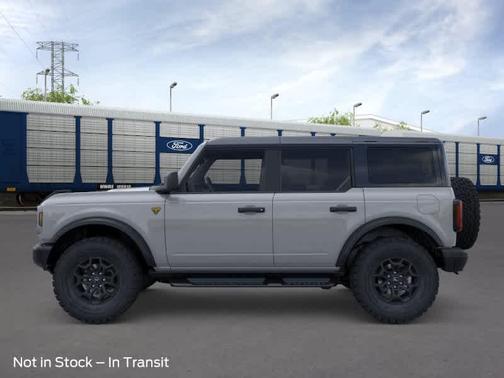 Avalanche Gray 2026 Ford Bronco Badlands