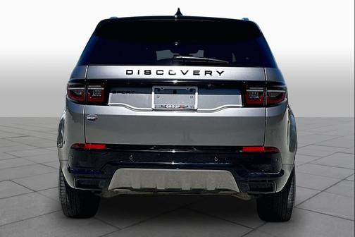 Silicon Silver 2024 Land Rover Discovery Sport Dynamic SE