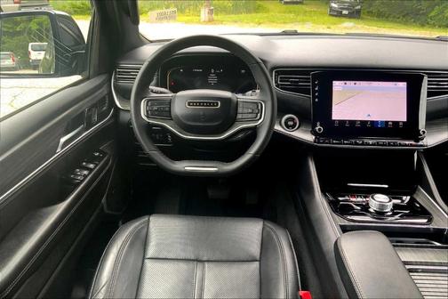 2024 Jeep Wagoneer L Series II