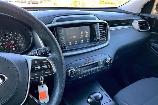 2019 Kia Sorento LX V6