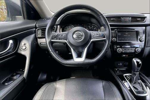 Gun Metallic 2020 Nissan Rogue SL
