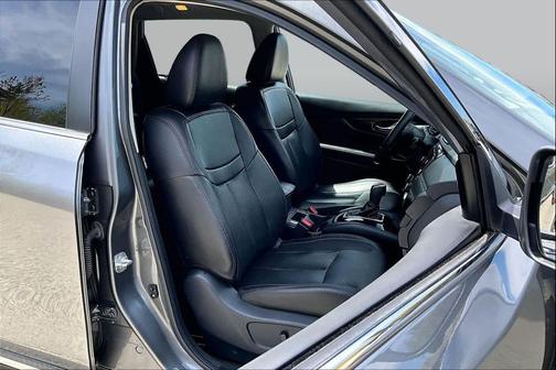 Gun Metallic 2020 Nissan Rogue SL