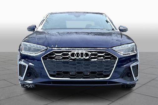 2024 Audi A4 45 S line quattro Premium