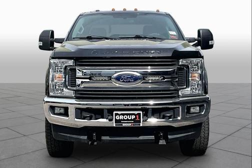 Shadow Black 2017 Ford F-250 XLT