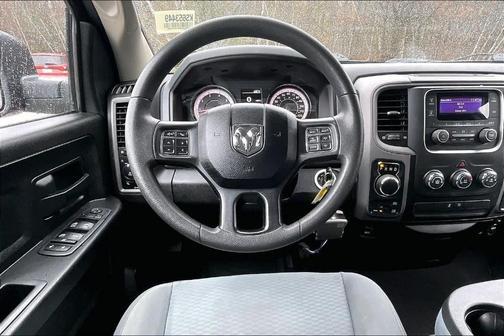 Delmonico Red Pearlcoat 2019 RAM 1500 Classic Express