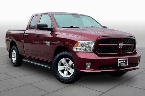 Delmonico Red Pearlcoat 2019 RAM 1500 Classic Express
