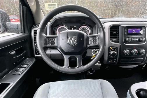 Delmonico Red Pearlcoat 2019 RAM 1500 Classic Express