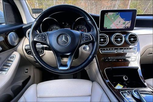 Iridium Silver Metallic 2019 Mercedes-Benz GLC 300 Base 4MATIC