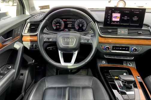 2023 Audi Q5 45 S line Premium Plus