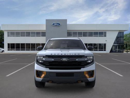 Gray 2026 Ford Expedition Tremor